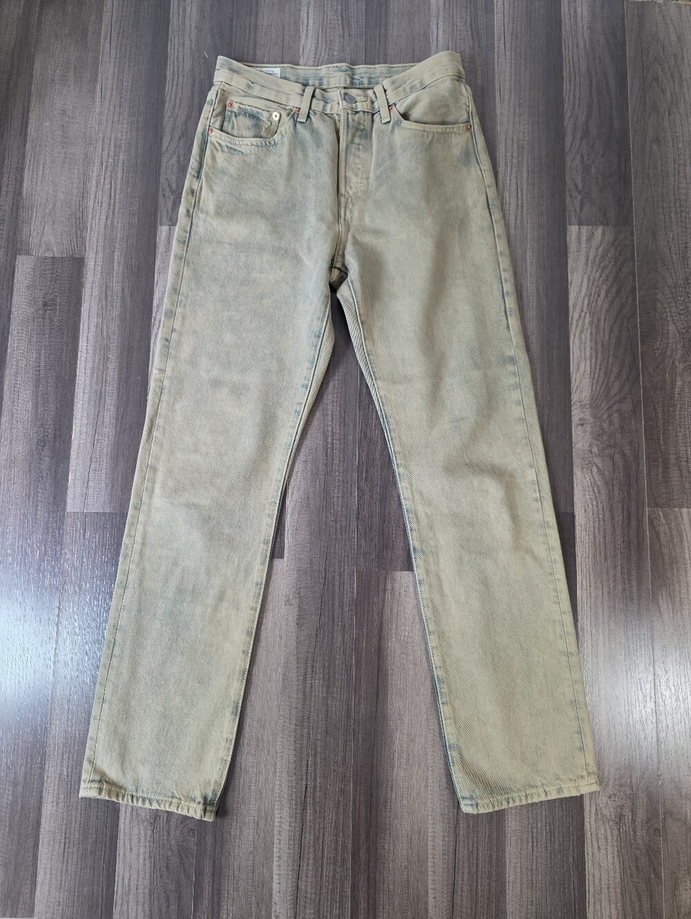 Levi’s Premium 501 Original High Rise Classic Straight Jeans Cloudy Khaki. 26